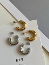 Load image into Gallery viewer, Nova