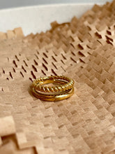 Load image into Gallery viewer, Solara