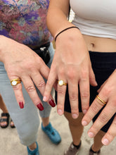 Load image into Gallery viewer, Ophella