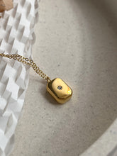 Load image into Gallery viewer, Solara