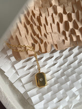 Load image into Gallery viewer, Solara