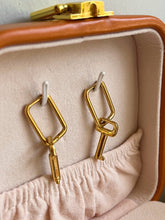 Load image into Gallery viewer, Kar