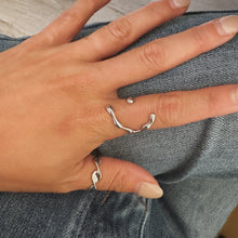 Load image into Gallery viewer, Molten