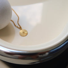 Load image into Gallery viewer, solis pendant necklace
