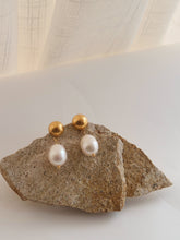 Load image into Gallery viewer, pearl love / Freshwater Pearl • 18K Gold Statement Earrings • Statement Earrings • Wedding Earrings • Pearl Earrings • Wedding Gift
