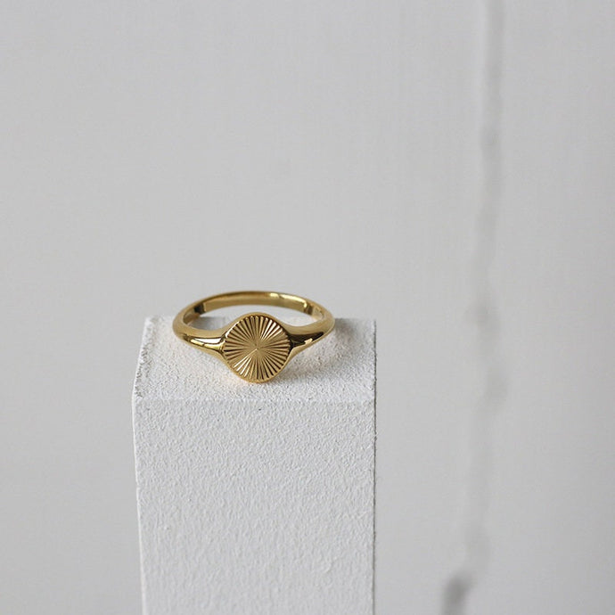 ring / 18K gold filled Band Rings,Simple Gold Ring, Thin Gold Ring, Gold Stack Ring, Stacking Ring, Tiny band Ring, Wedding Band